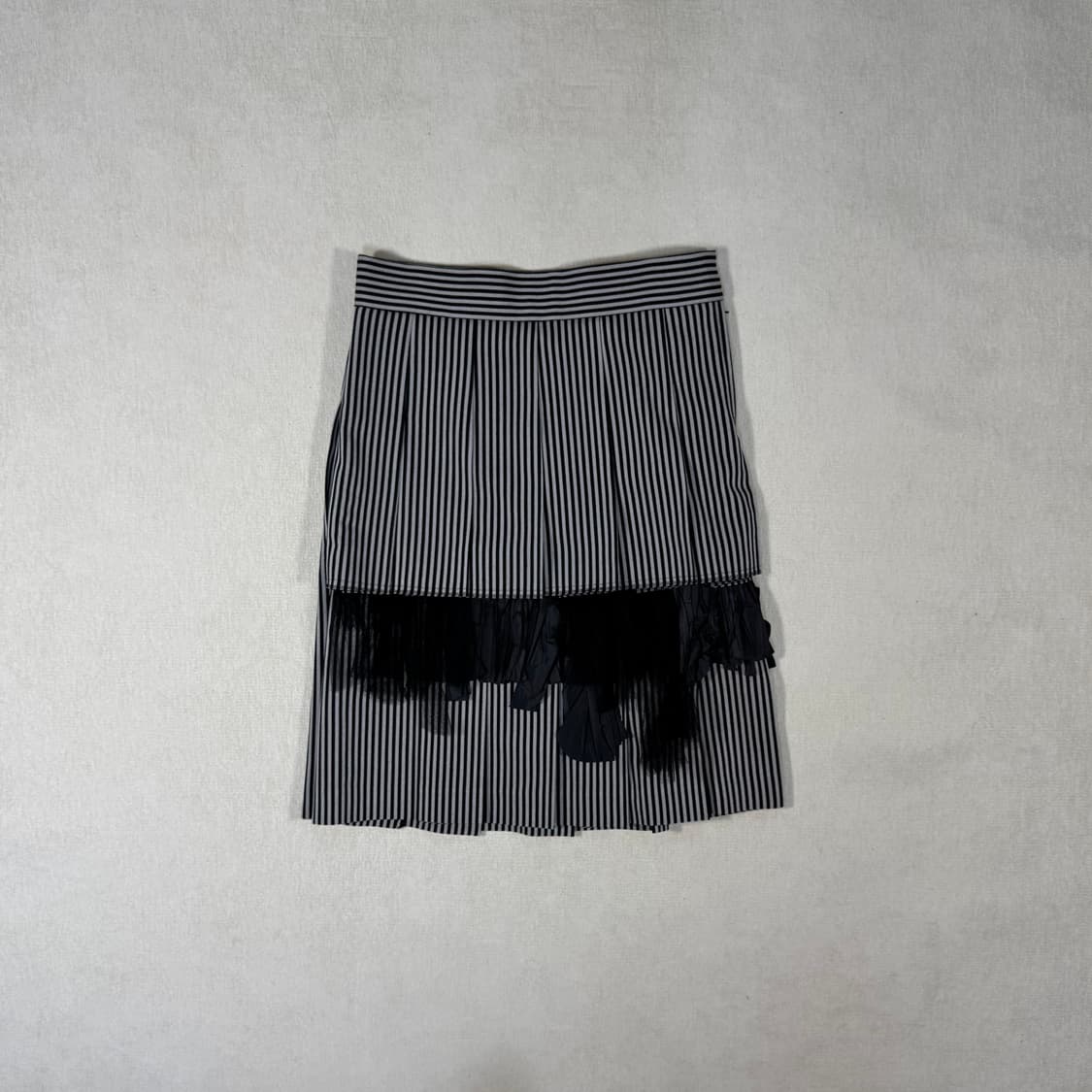 Stripe pleated ruffled skirt 상품이미지1