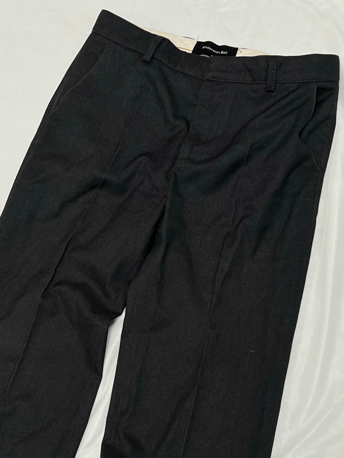(M) 앤더슨벨 세미 와이드 슬랙스 차콜 상품이미지2