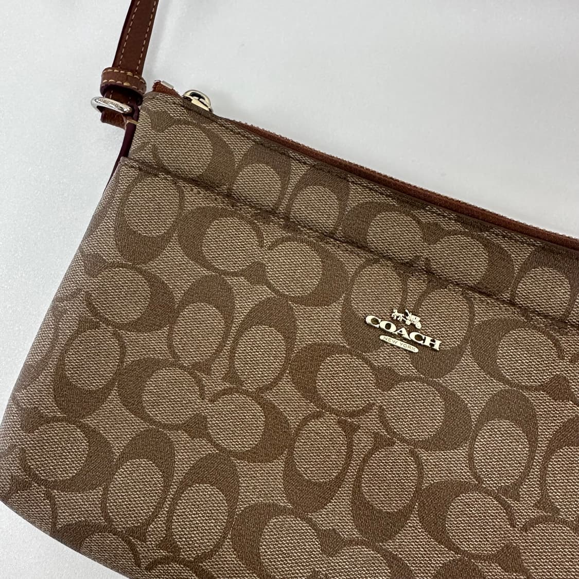 COACH 코치 시그니처 크로스백 숄더백 가방 상품이미지3