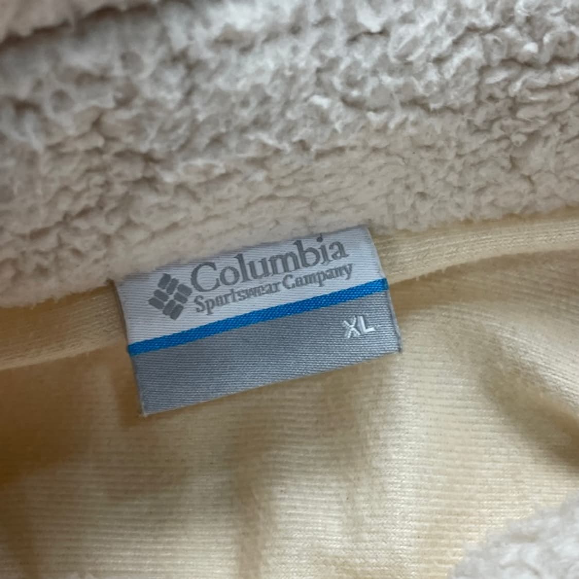 105 콜럼비아 뽀글이 후리스  상품이미지3