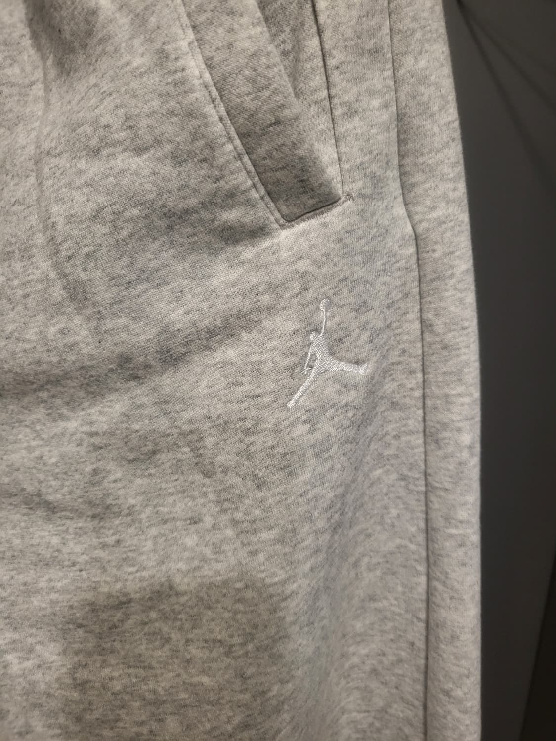 조던 브루클린 플리스 오버사이즈 오픈 햄 팬츠 XS사이즈 상품이미지2