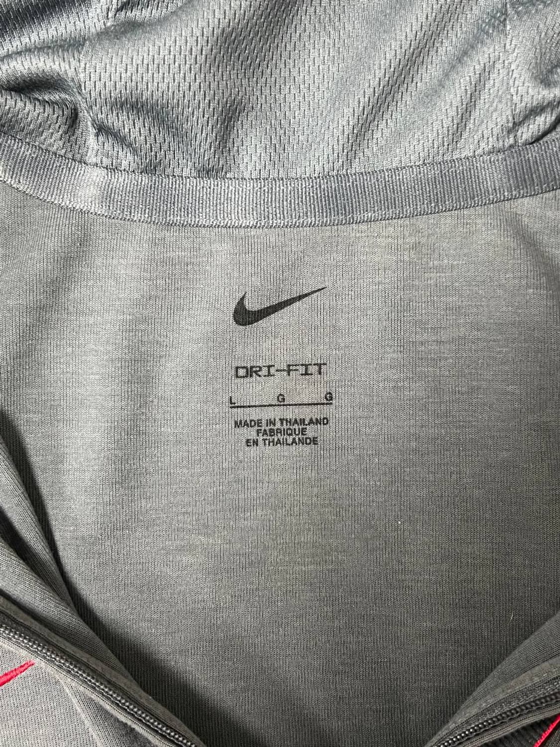 나이키 X PSG 기능성 아노락 상품이미지2