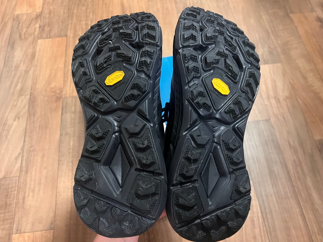 [280] 호카 마파테 스피드4 블랙 + 살로몬 퀵레이스 블랙 상품이미지4