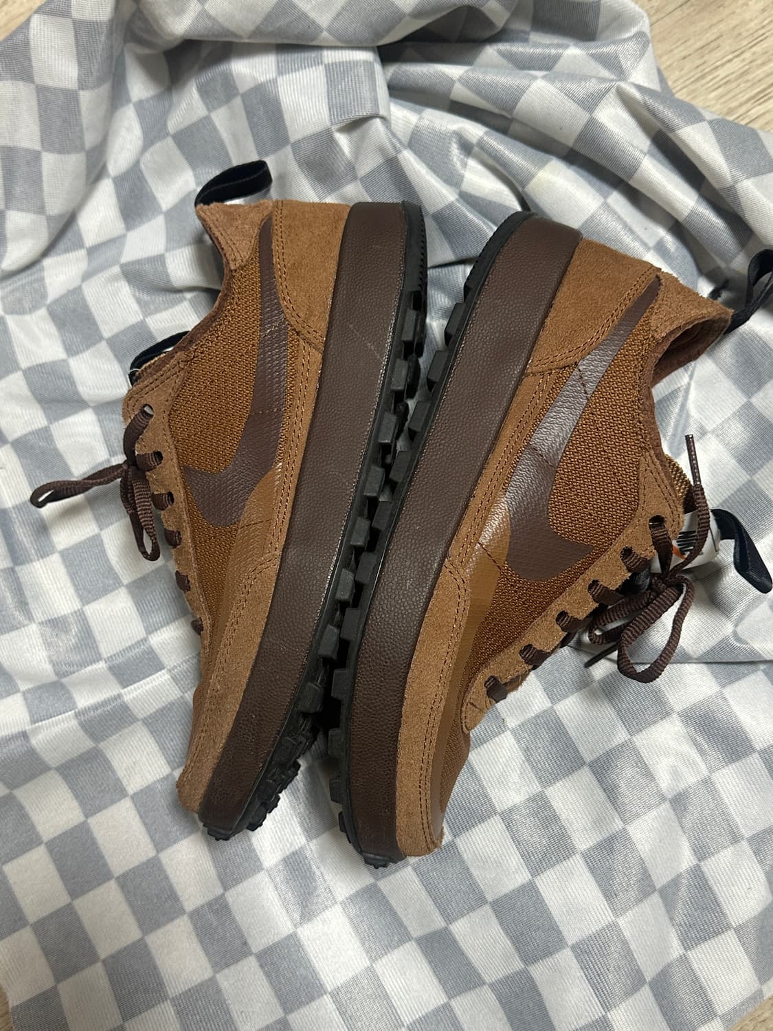 w8.5/m7/255) 나이키 톰삭스 gps 브라운 상품이미지4