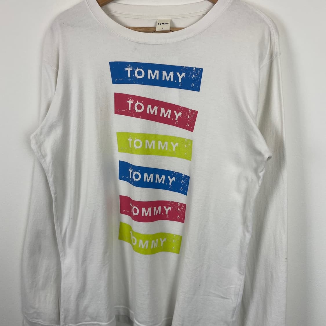 타미 힐피거 스탬프 로고 롱슬리브 티셔츠 상품이미지3