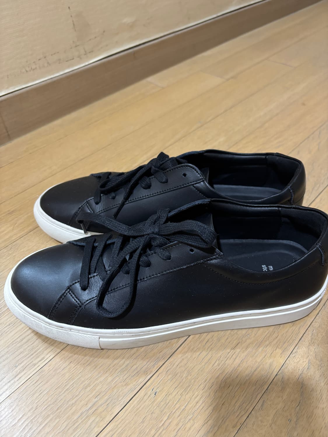 무탠다드 레더 코트 스니커즈 Mark2 275 판매합니다 상품이미지4