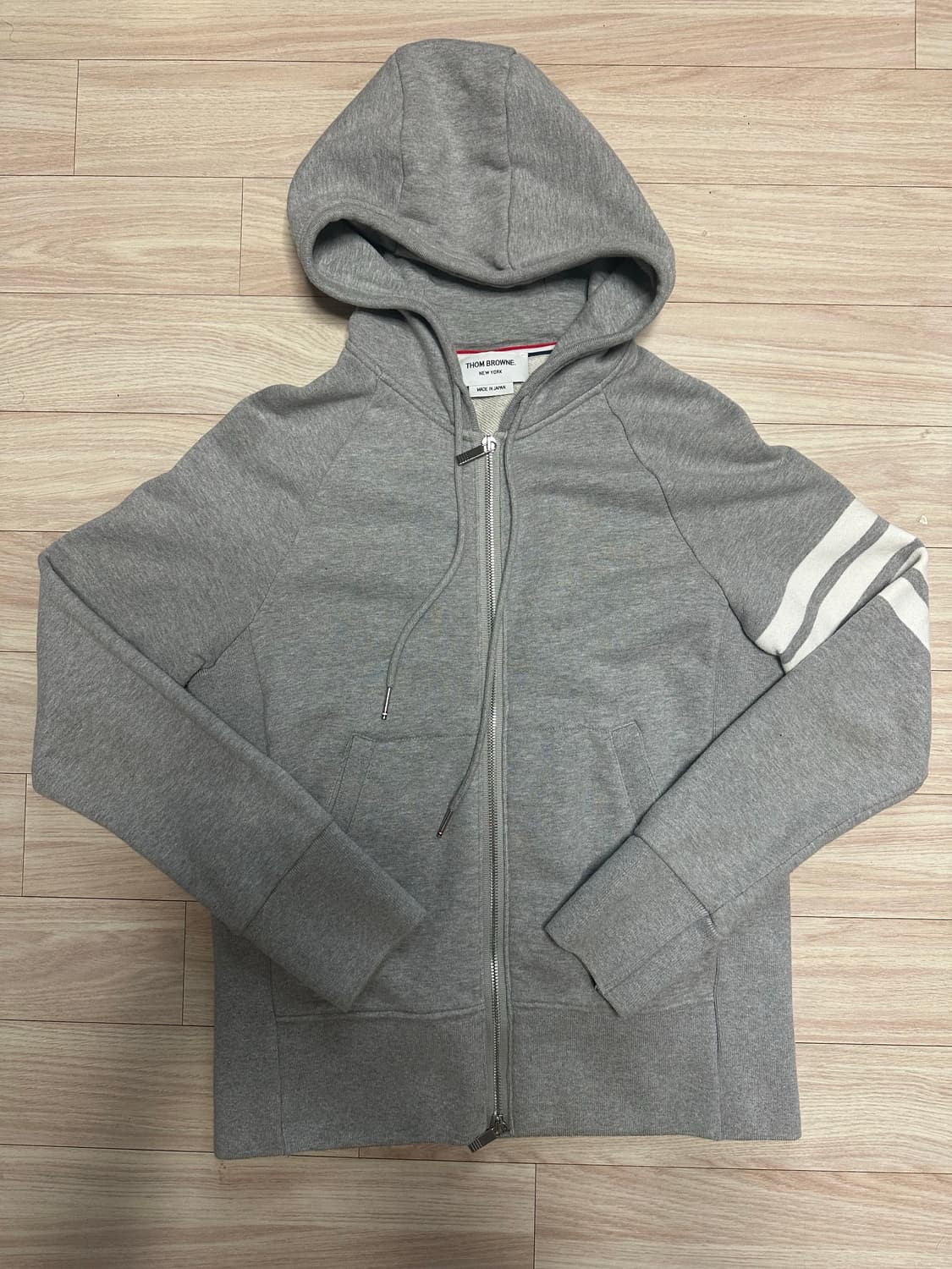 톰브라운 사선완장 후드집업 상품이미지1