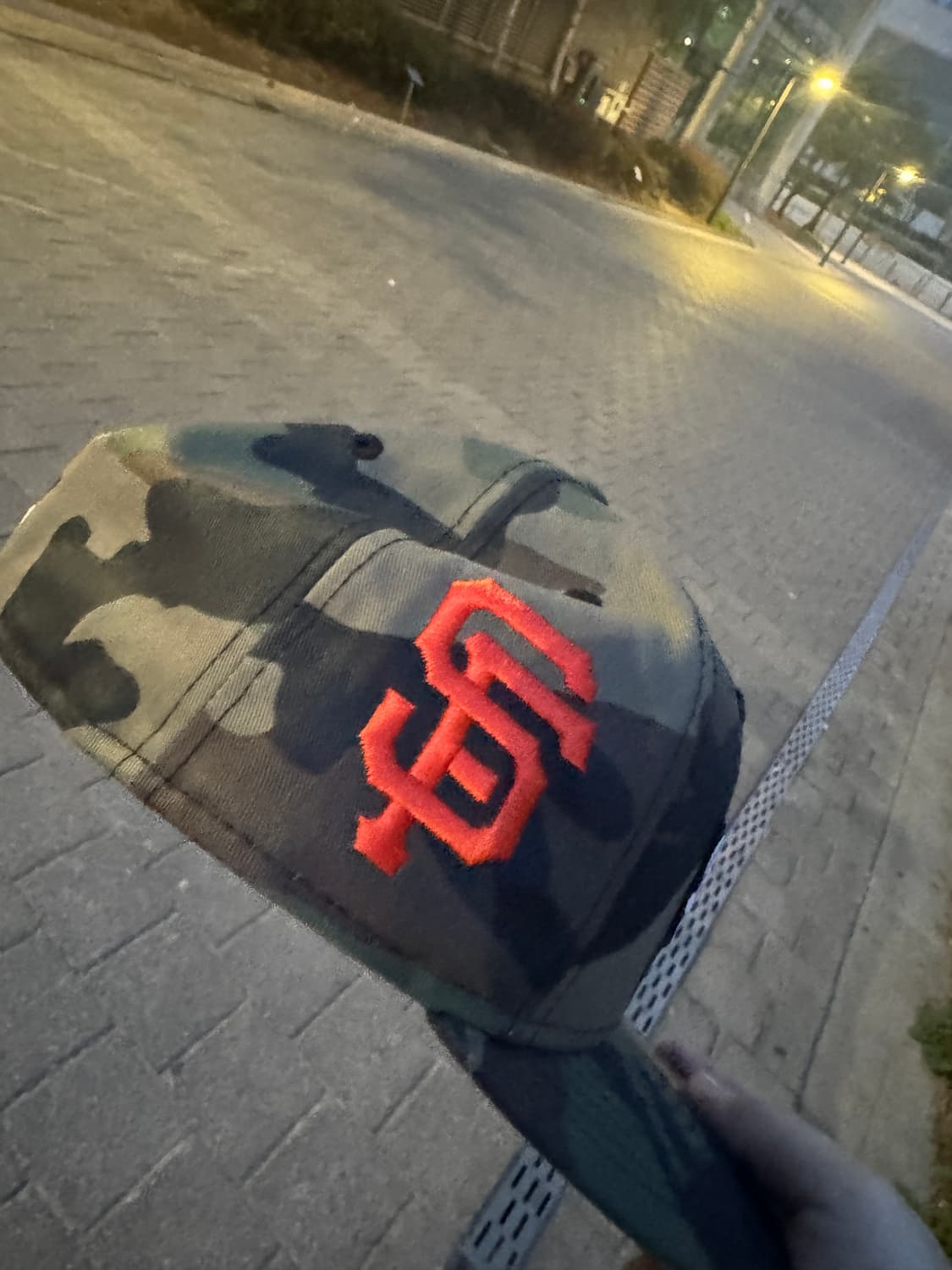 슈프림 x MLB 팀 박스로고 뉴에라 우드랜드 카모 상품이미지2