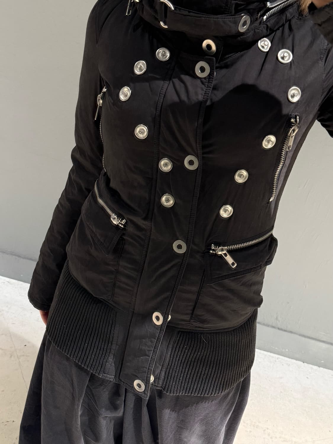 Sly snap button detail high-neck padding 상품이미지4