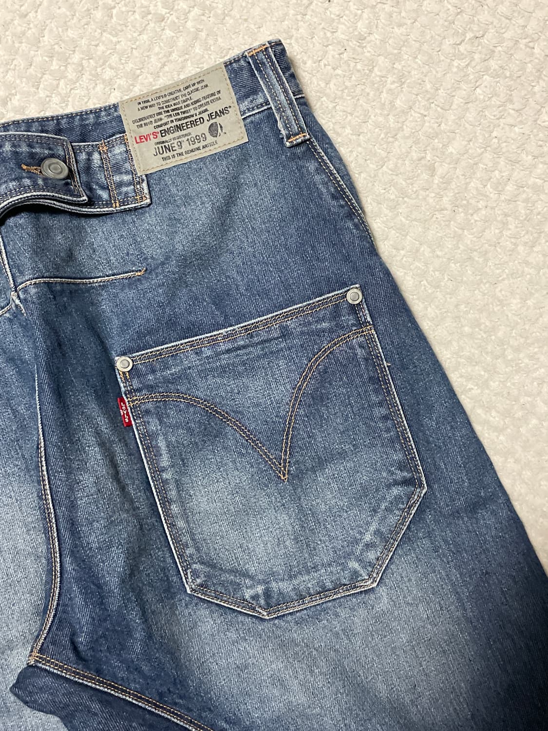 리바이스 00s 릴랙스 핏 엔지니어드 신치백 데님 쇼츠 청반바지 상품이미지5
