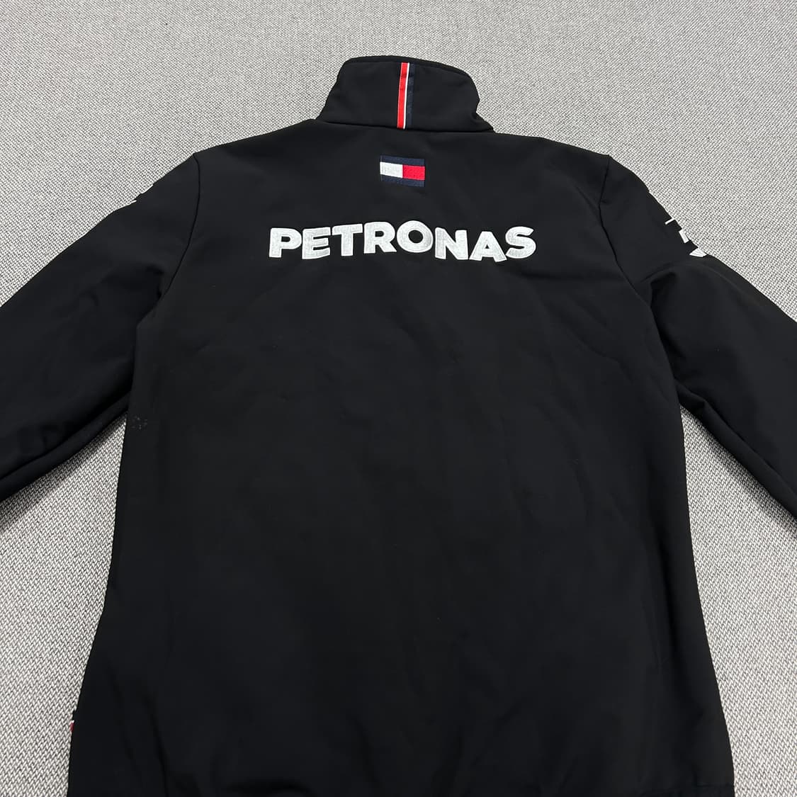 벤츠 AMG 페트로나스 소프트쉘 자켓(M) 상품이미지6