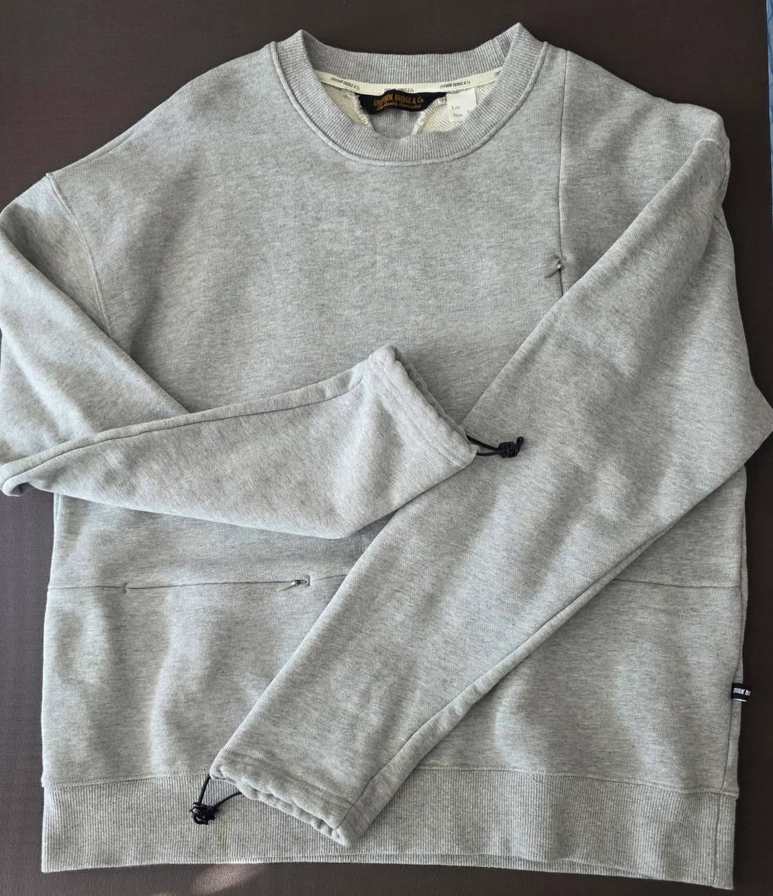 유니폼브릿지 맨투맨 롱슬리브 라운드 티셔츠 라이트 그레이 M 상품이미지3