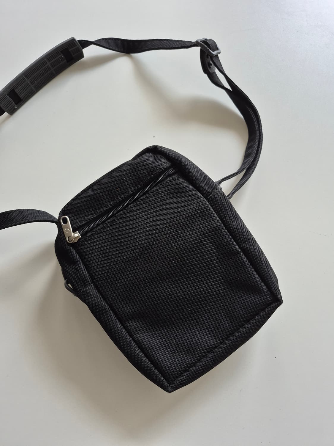 새상품급)샘소나이트 크로스백 상품이미지2