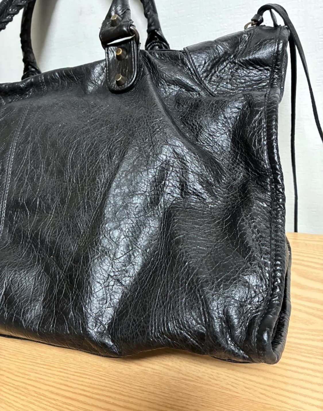 발렌시아가 모터백 라지 상품이미지4