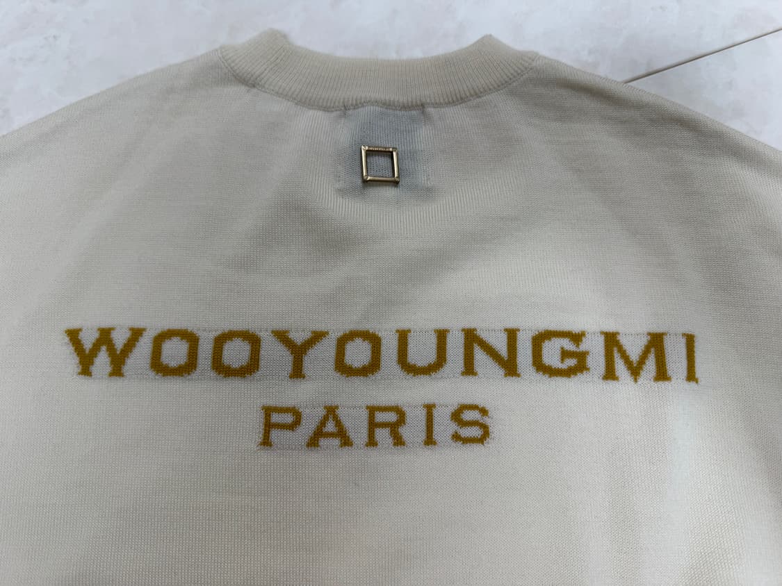 우영미 23시즌 크림/아이보리 컬러 니트 (라운드넥 베이직 니트) 상품이미지4