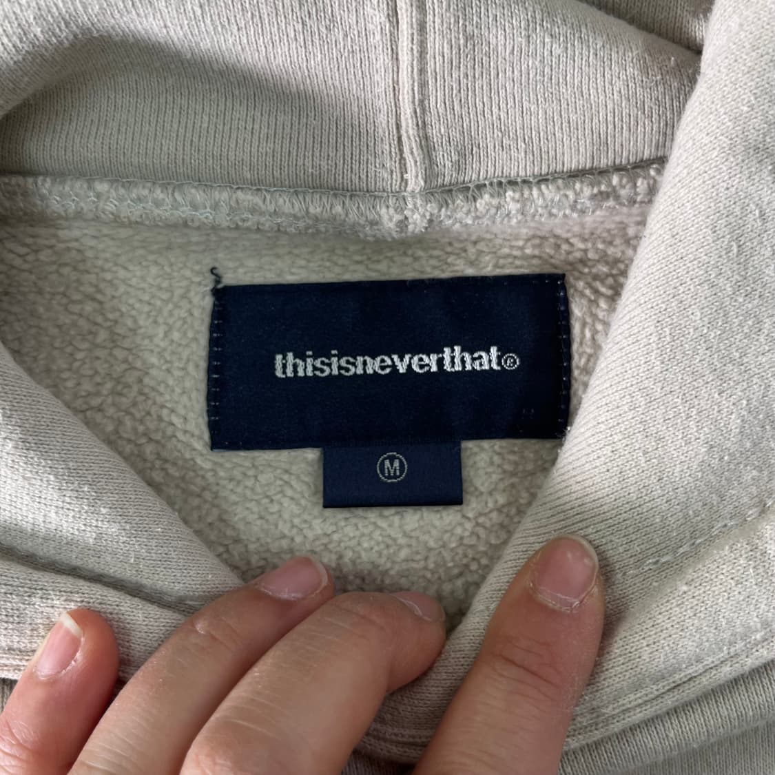 100 디스이즈네버댓 자수로고 후드티 상품이미지3