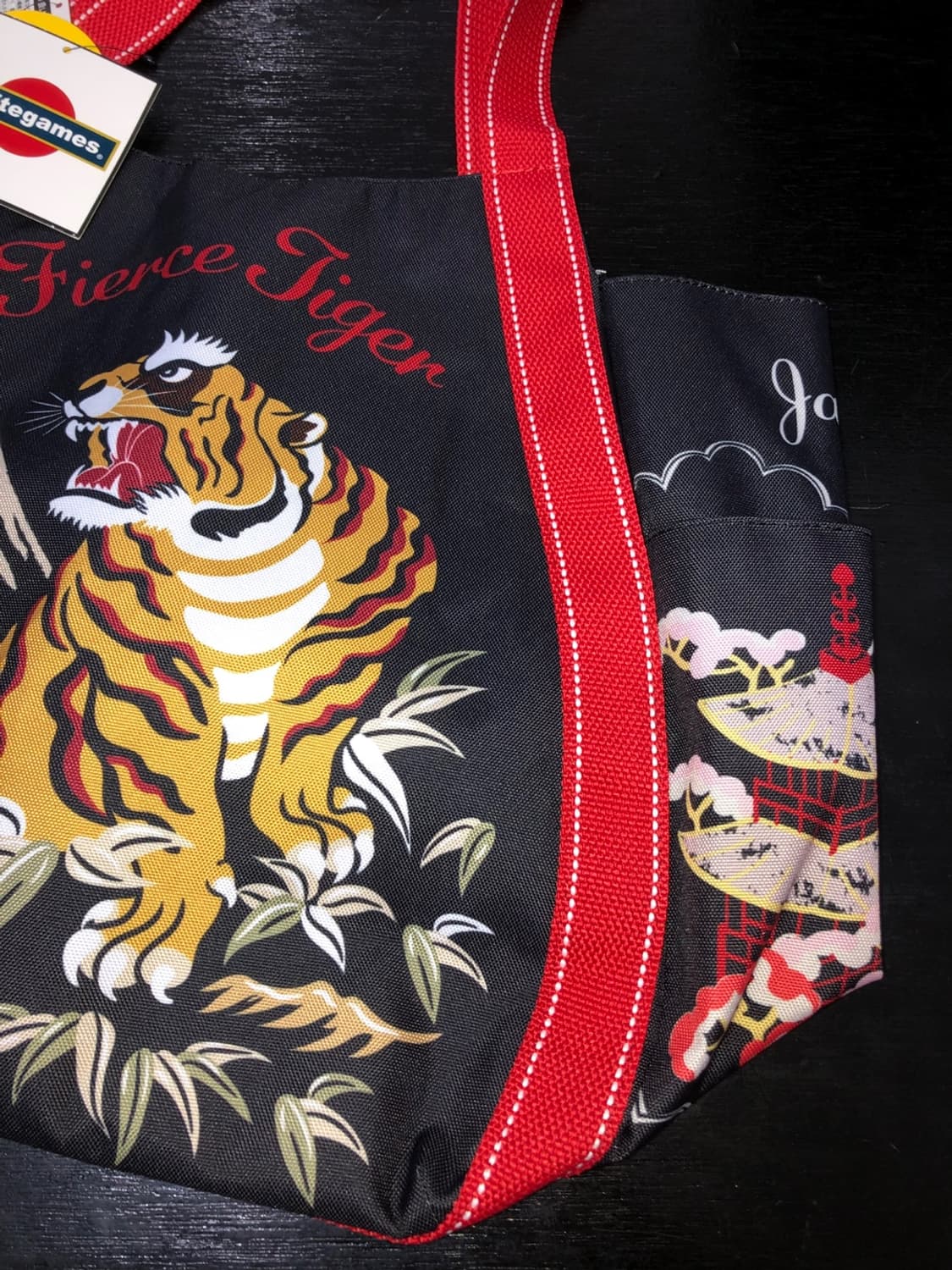 White Games Fierce Tiger Oriental 숄더백 상품이미지3