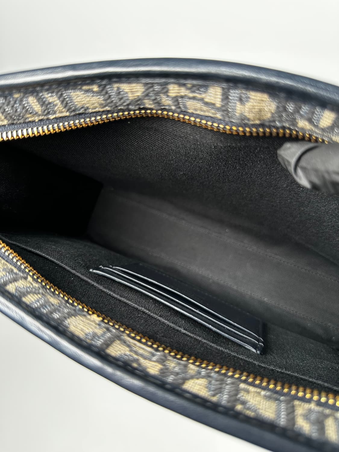 디올 블루 오블리크 자카드 30 몽테인 파우치백 상품이미지7