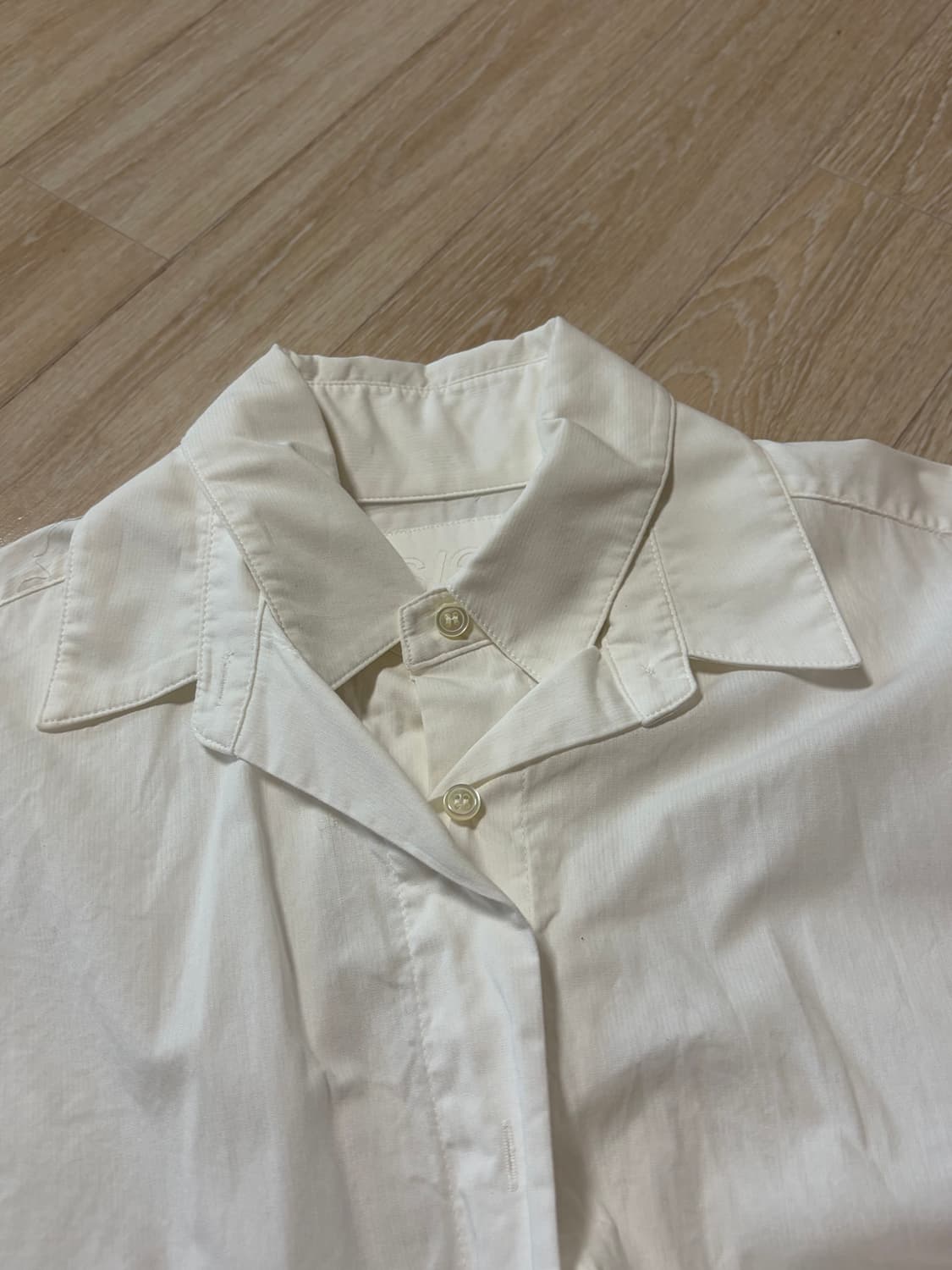 s/e/o 더블셔츠 판매합니다. 상품이미지4