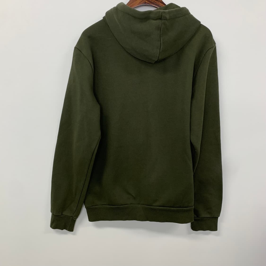 푸마 빅로고 카키 후드티 상품이미지3