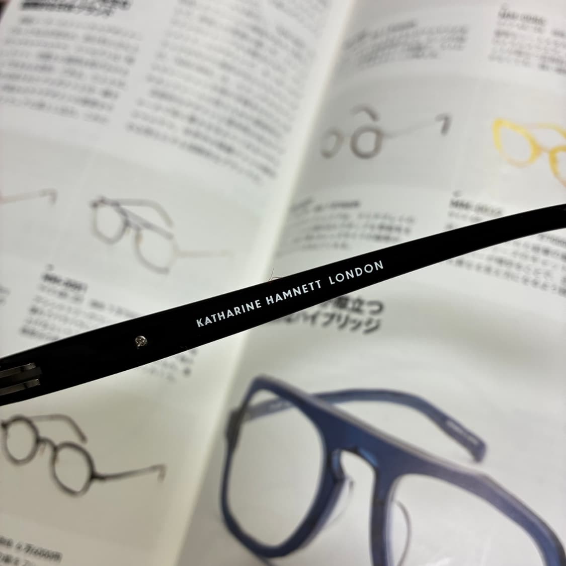 KATHARIN HAMNETT LONDON 캐서린 햄넷 런던 블랙 안경 상품이미지6