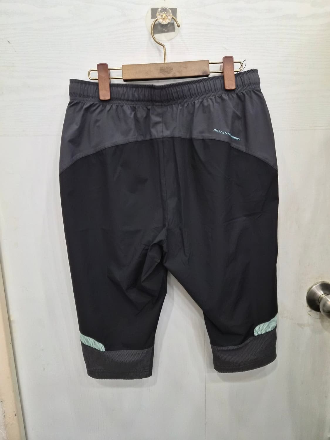 호칭90,허리고무줄)) DESCENTE 데상트 7부 반바지 !  상품이미지4