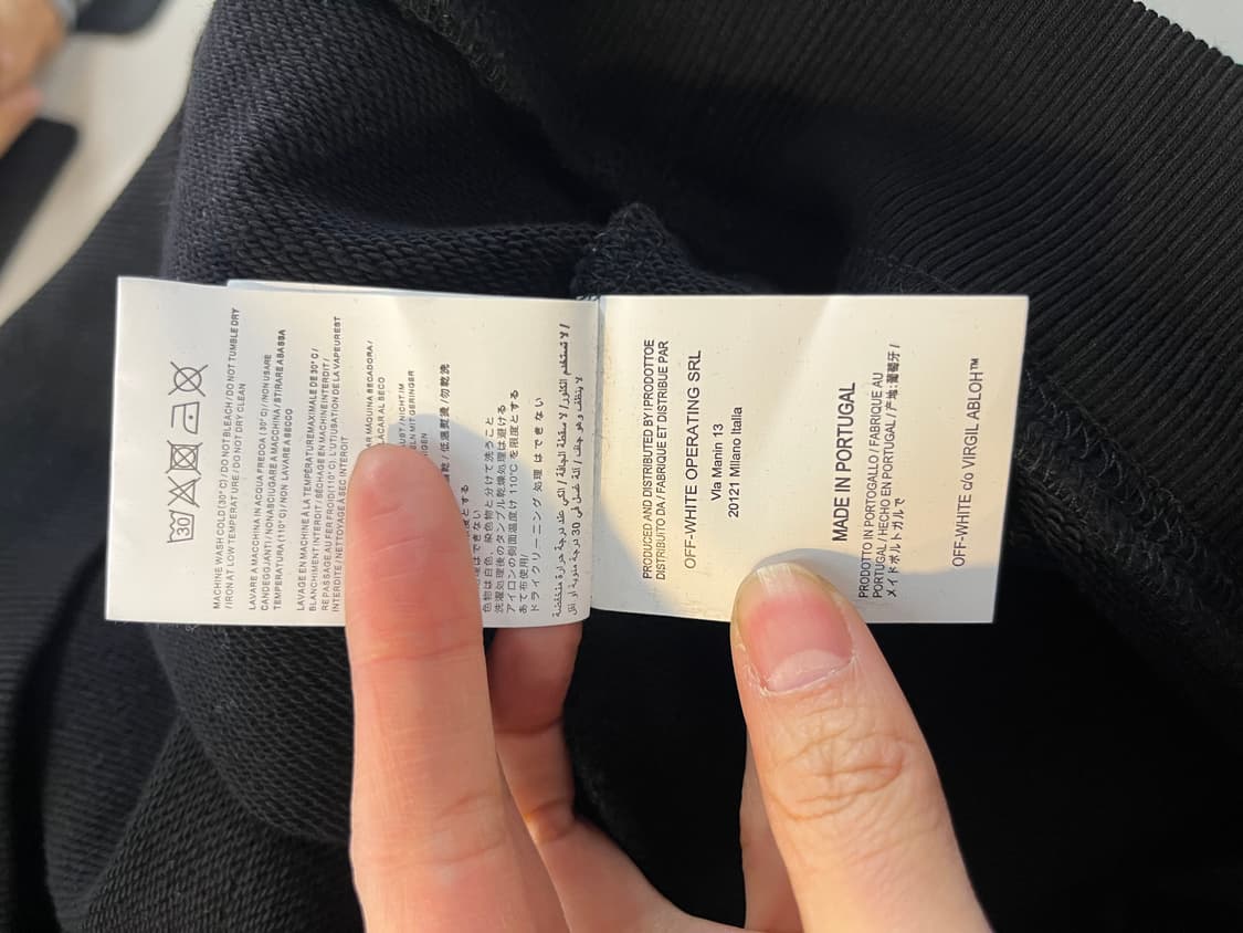 오프화이트 맨투맨 상품이미지8