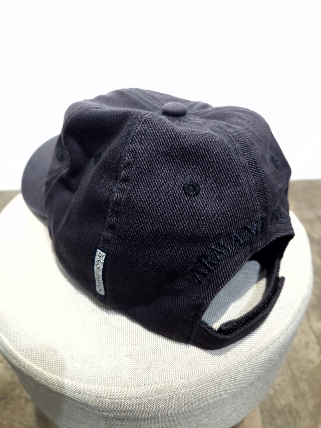 아르마니진스 자수 로고 볼캡 상품이미지2