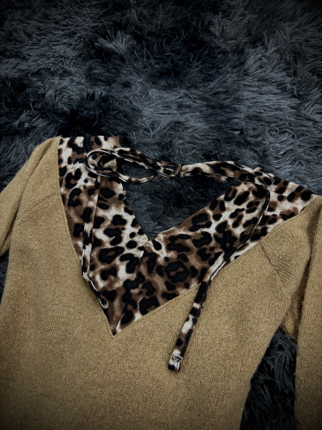 d.i.a. 베이지 호피 금장 가디건 상품이미지5
