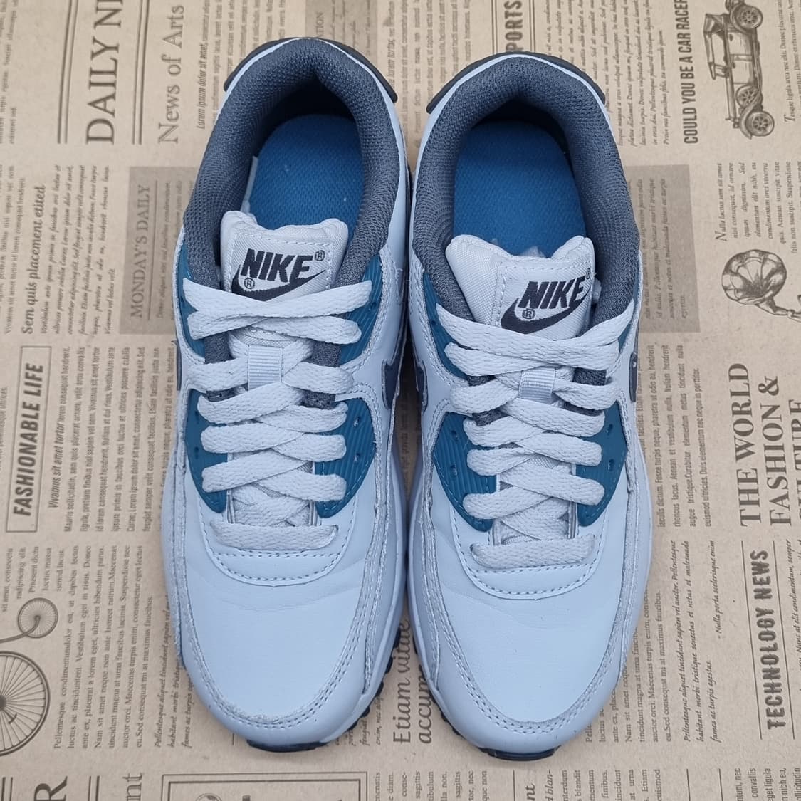 나이키 에어맥스90 여성운동화225 상품이미지2