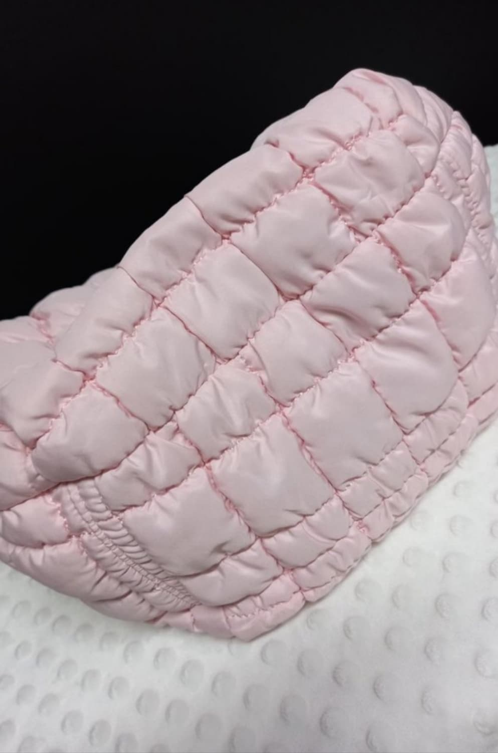 COS 코스 한정판 핑크 퀄팅 패딩 구름 토트백 상품이미지7
