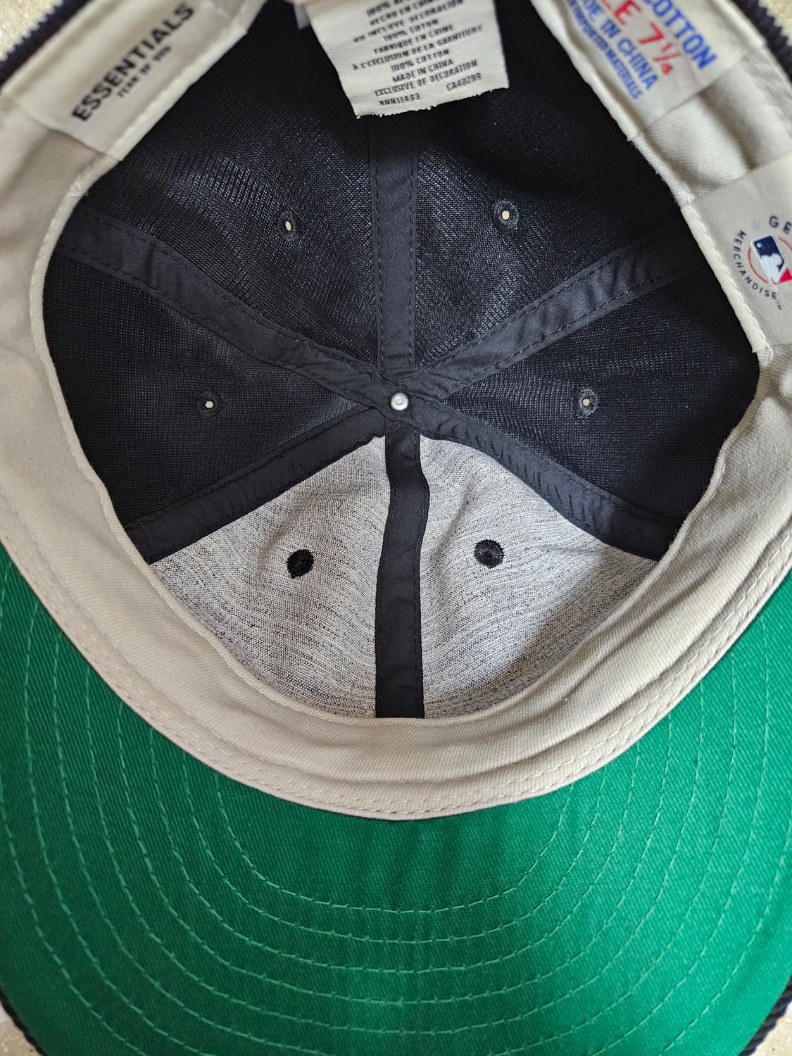 뉴에라 피어오브갓 59FIFTY 코듀로이 사이즈캡 블랙 714 상품이미지5
