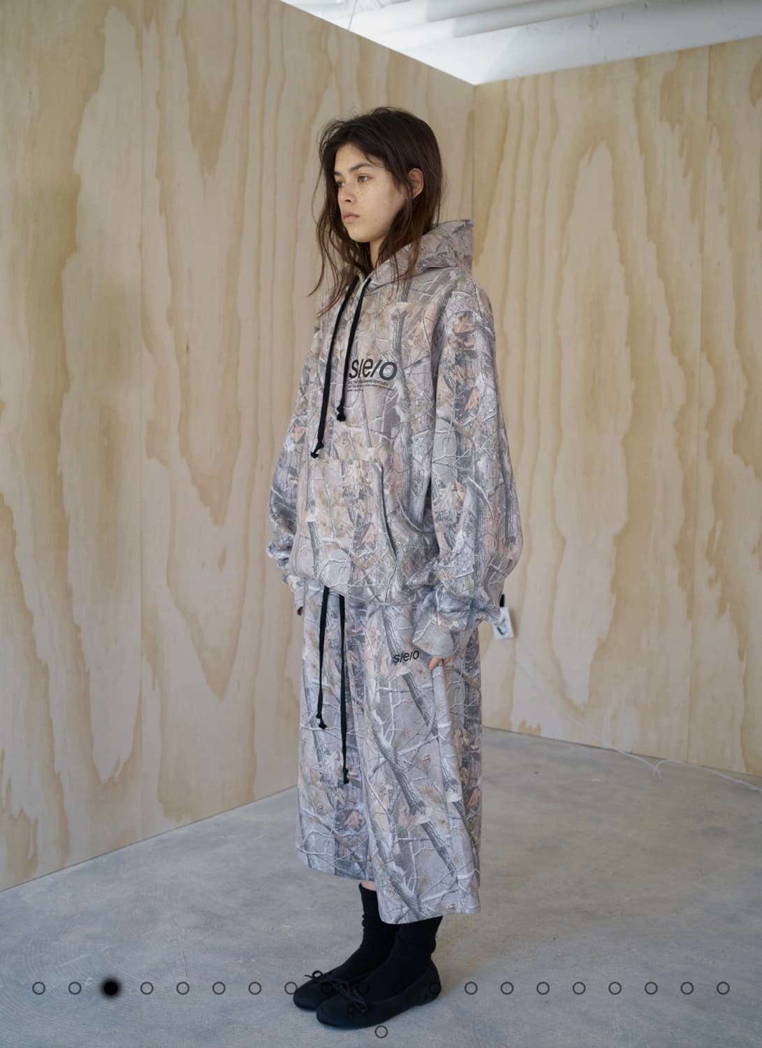 SEO 에스이오 brushed logo big sweat shorts 상품이미지2