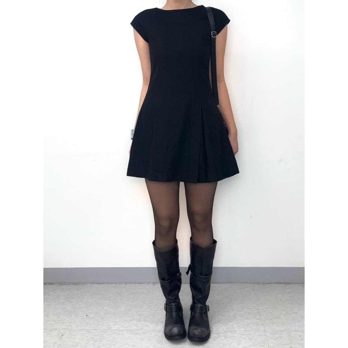 빈티지 블랙 슬리브리스 원피스 상품이미지2