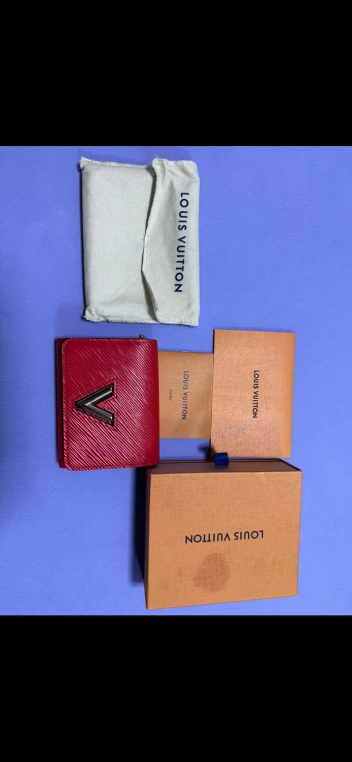 루이비통 트위스트 컴팩트 윌릿 레드반지갑 상품이미지5