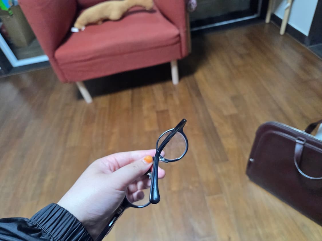 안경 판매합니다~~ 상품이미지6