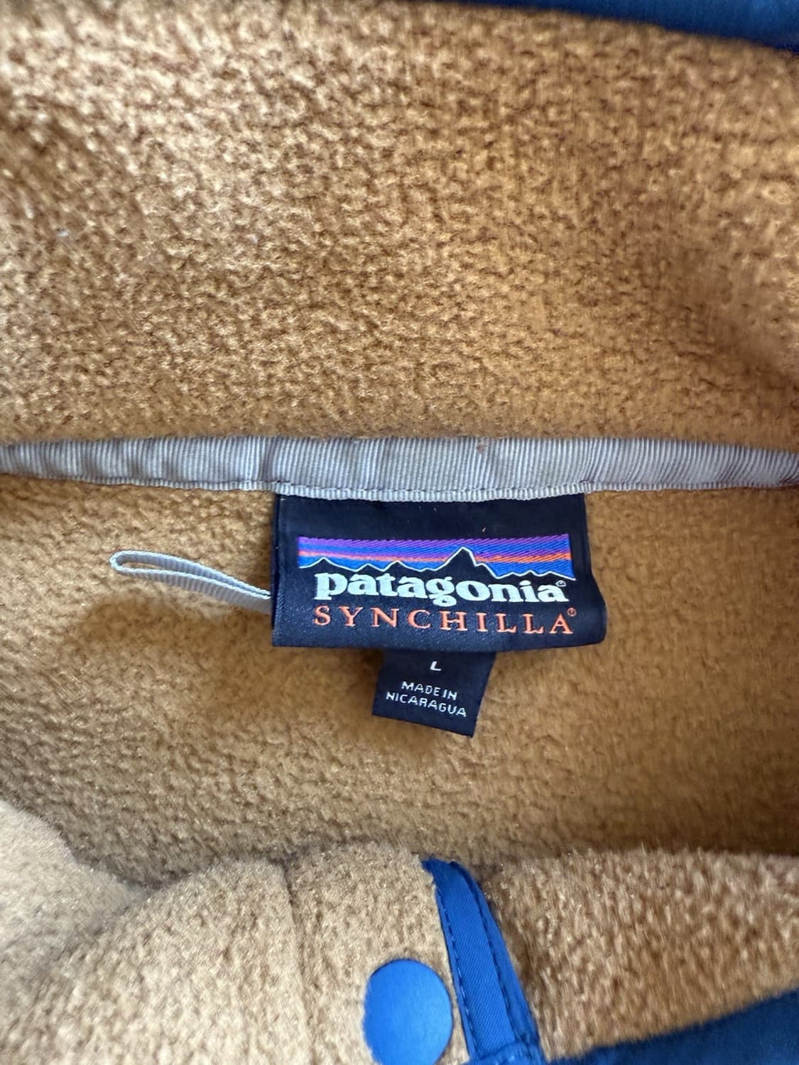 12FW 파타고니아 신칠라 스냅-T 플리스 카멜 네이비 투톤 상품이미지3