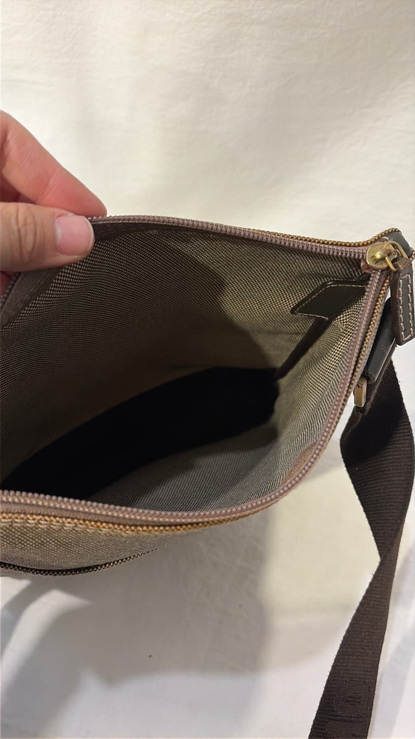 페라가모 자가드 크로스백 가방 상품이미지6