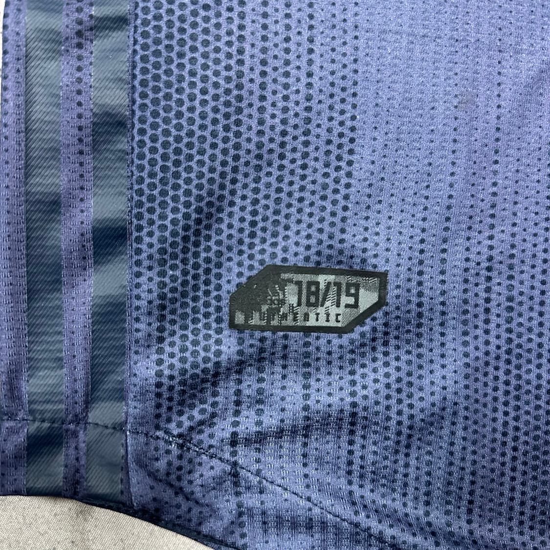 ✨ (새상품) 아디다스 18-19 맨유 3RD 포그바 축구 유니폼  상품이미지7