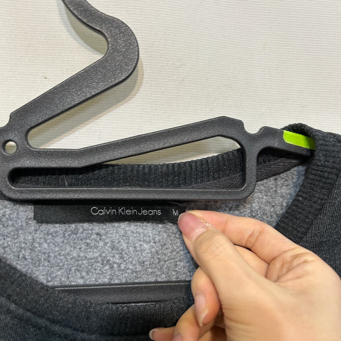 켈빈클라인 여성 기모 맨투맨 95 상품이미지2