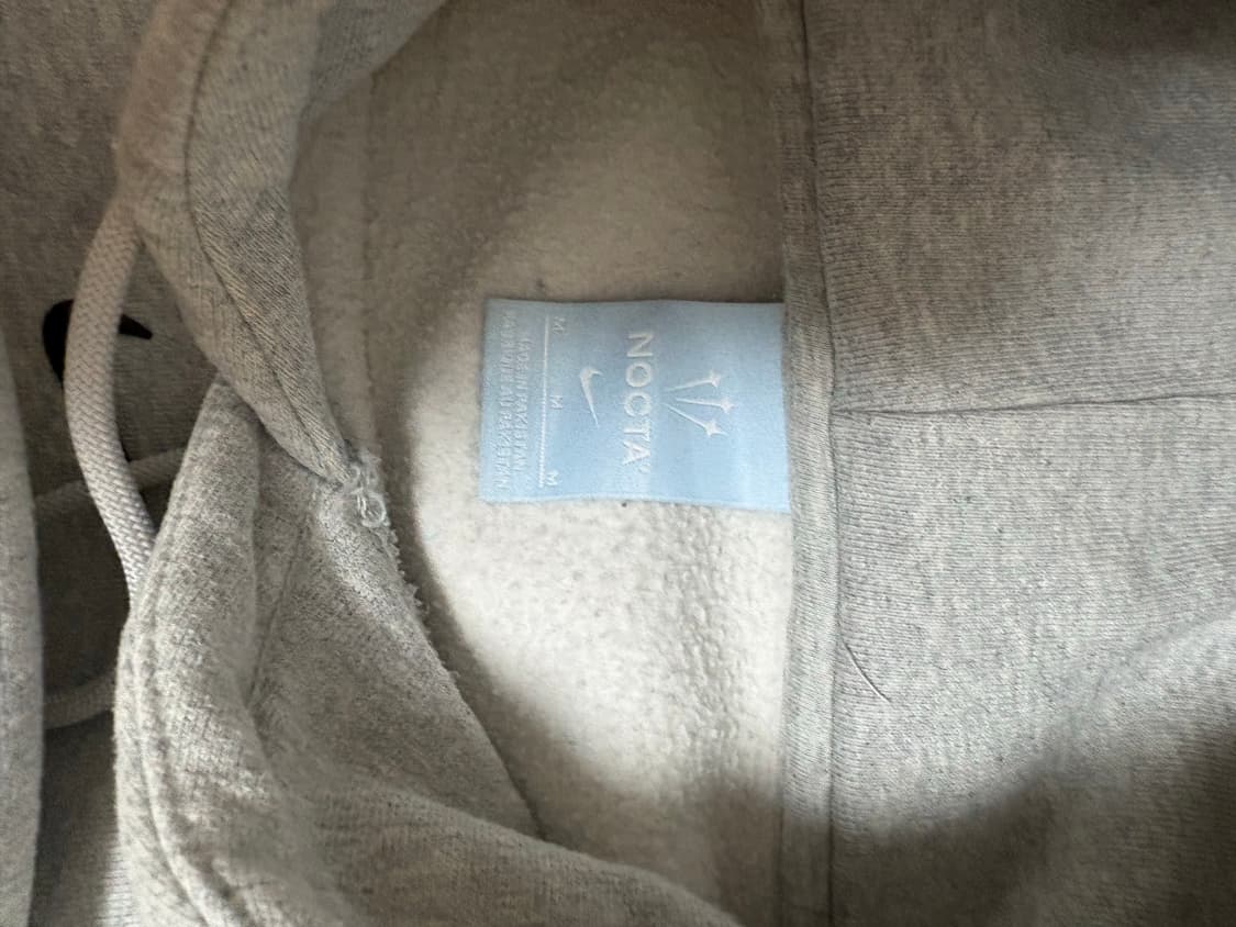 나이키 x 드레이크 녹타 카디널 스탁 에센셜 후드 그레이 m 상품이미지4