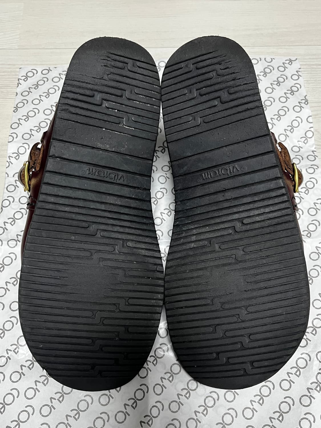 240/7D_우먼) 오로라슈즈 미들 잉글리쉬 버건디 판매. 상품이미지7