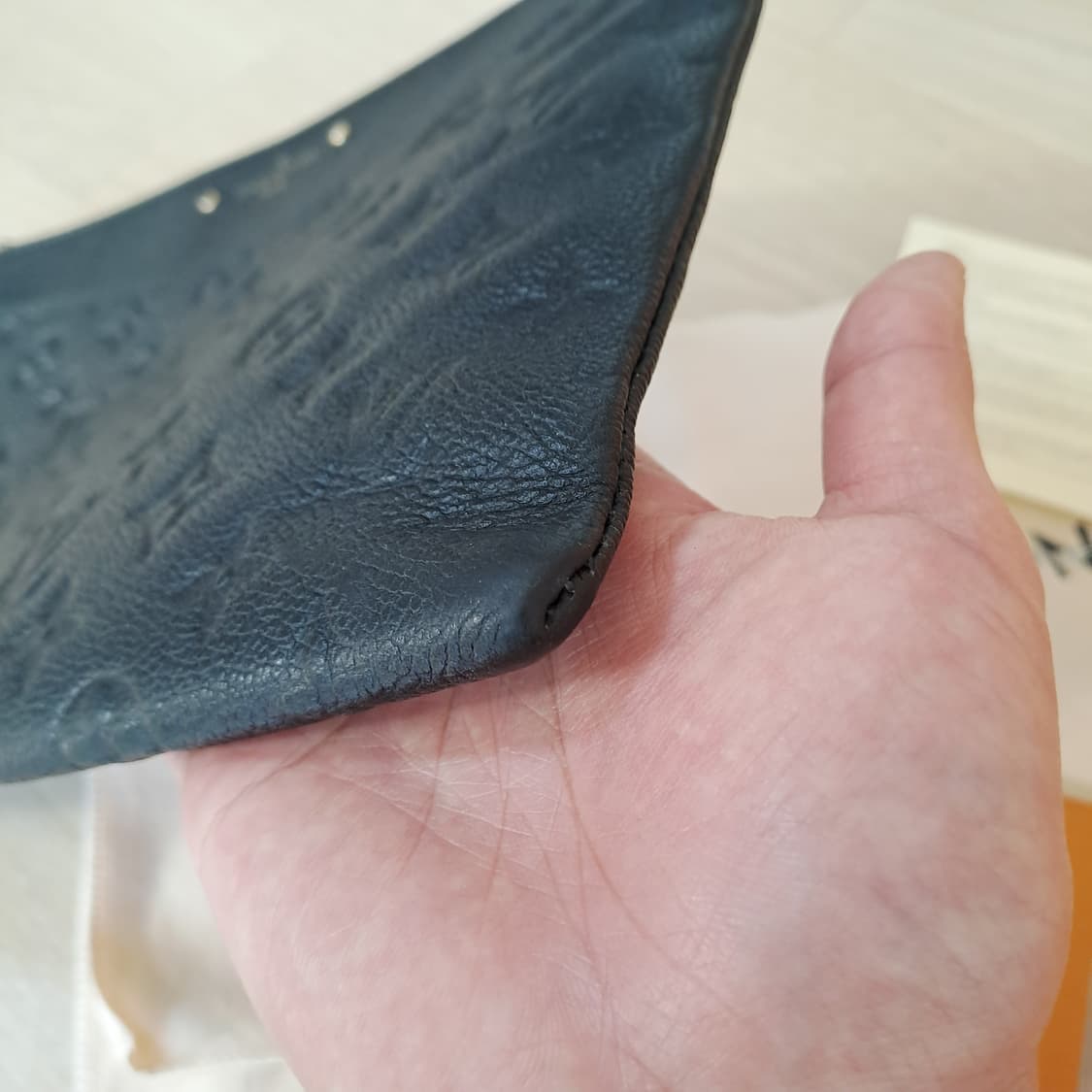 [100%/정품] 루이비통 앙프렝뜨 클러치 블랙, 루이비통클러치 상품이미지3