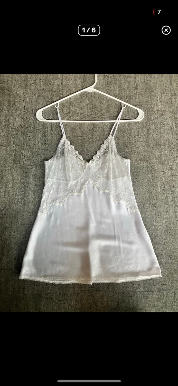 디올 오네갸루 핀터깔 핏 레전드 레이스 슬리브리스 나시 상품이미지1