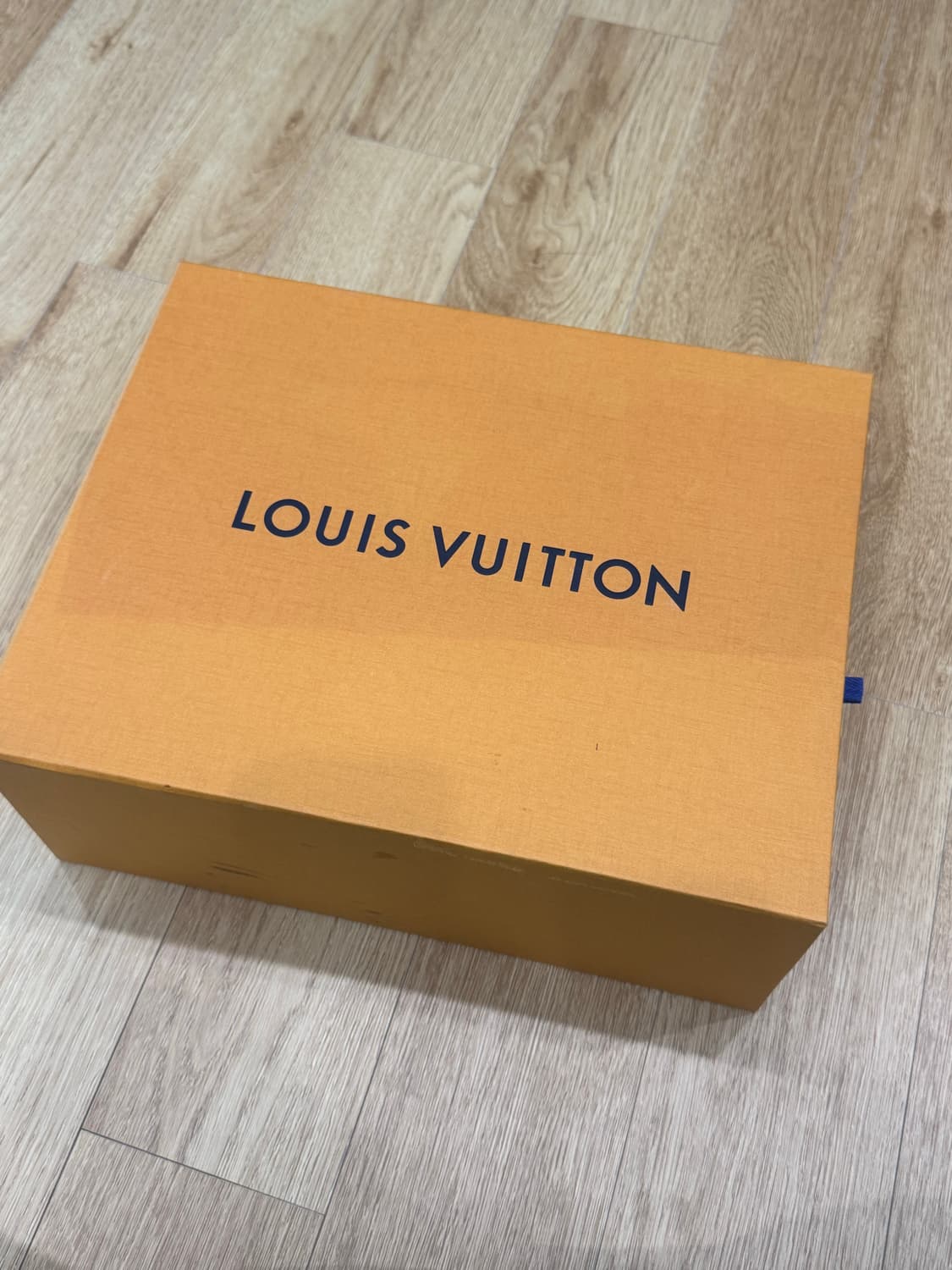 루이비통 로우탑 스니커즈 상품이미지9