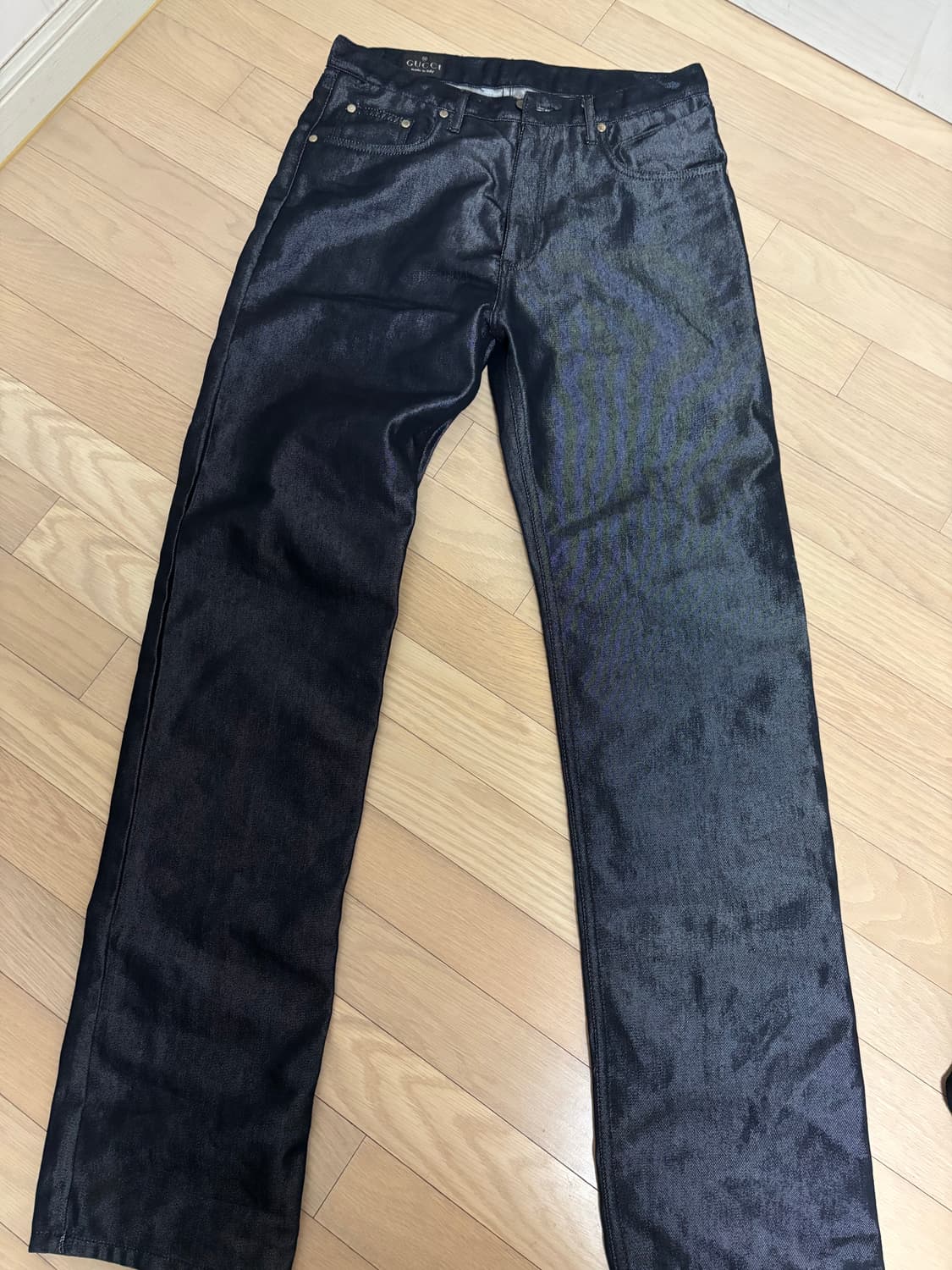 구찌 빈티지 유광 블랙 데님 상품이미지1