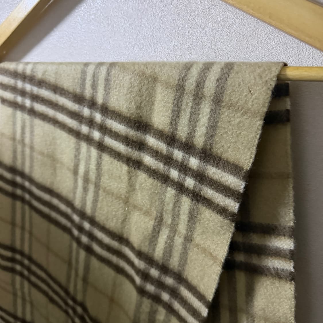 버버리 캐시미어 머플러 라이트 그린 상품이미지2