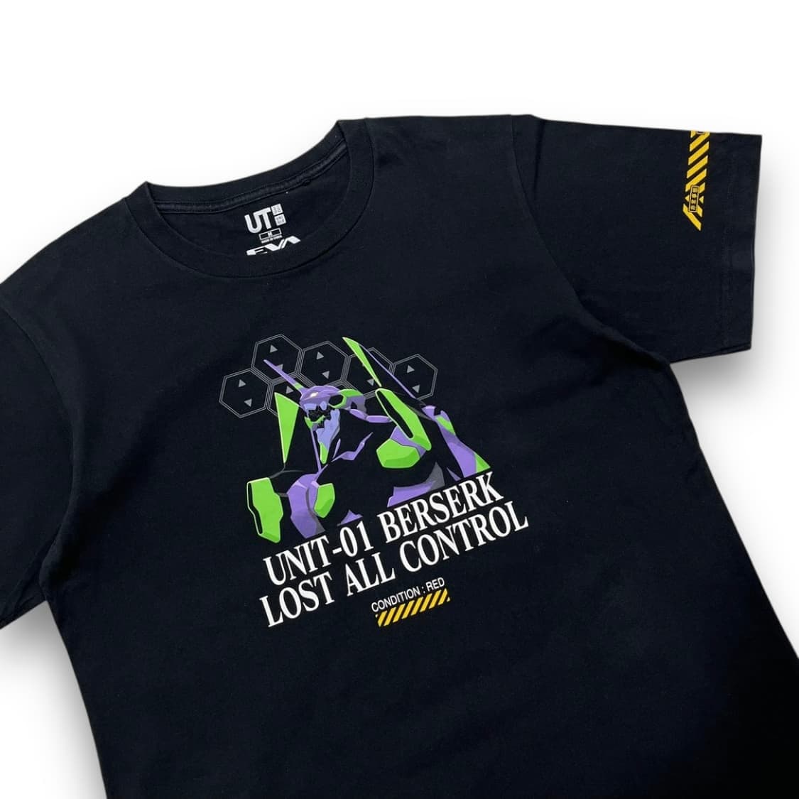 에반게리온 x UT 초호기 그래픽 다크 티셔츠 상품이미지2