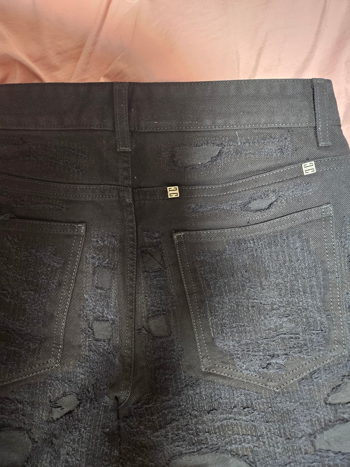 지방시 22FW 디스트로이드 진 Black 워싱 JEAN 상품이미지6