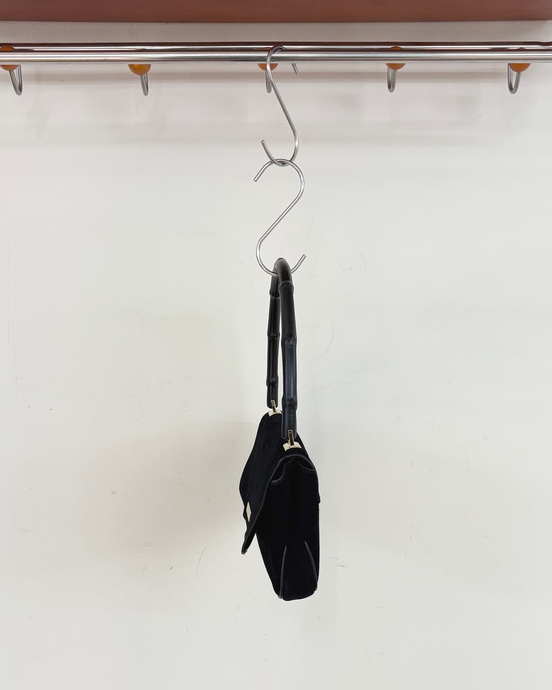 구찌 블랙 뱀부 스웨이드 핸드백 상품이미지6